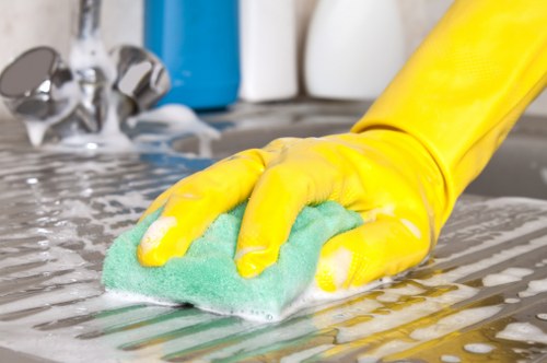 Local deep cleaning for move-in or move-out properties in SE10